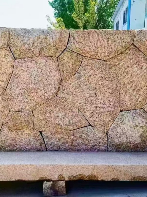 黃銹石景墻